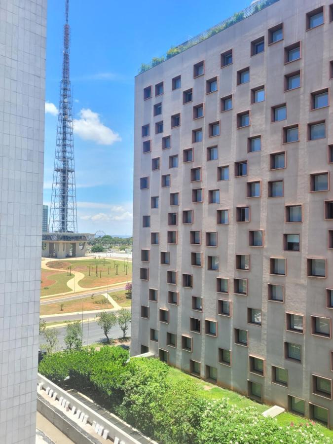 Flat Mercure Brasilia Lider By Rei Dos Flats Extérieur photo