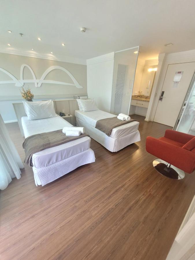Flat Mercure Brasilia Lider By Rei Dos Flats Extérieur photo