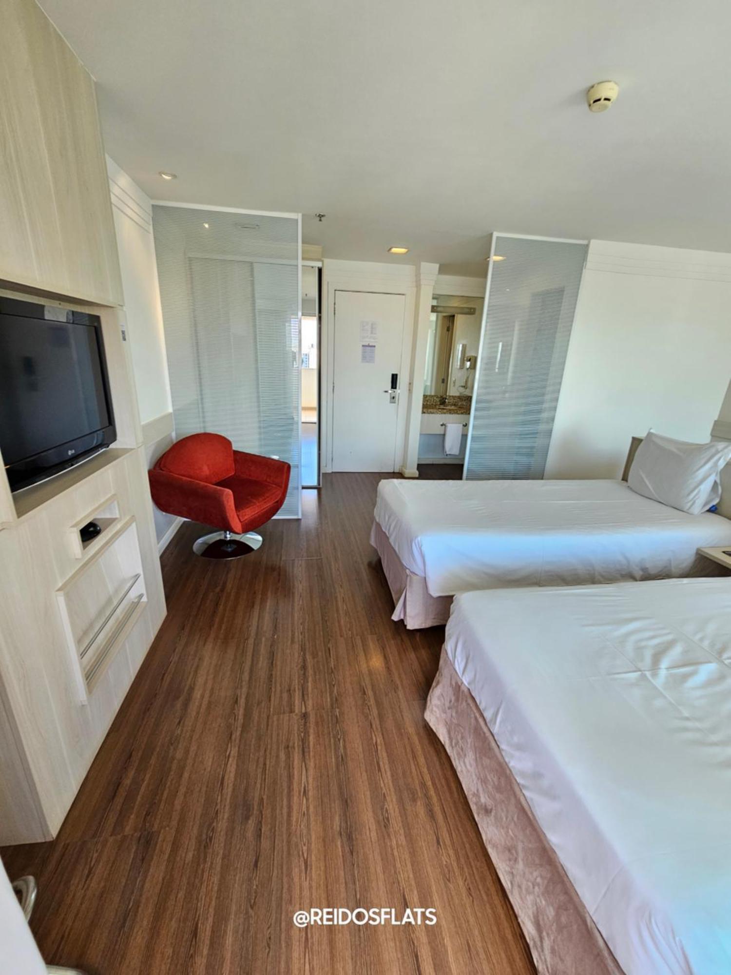Flat Mercure Brasilia Lider By Rei Dos Flats Extérieur photo